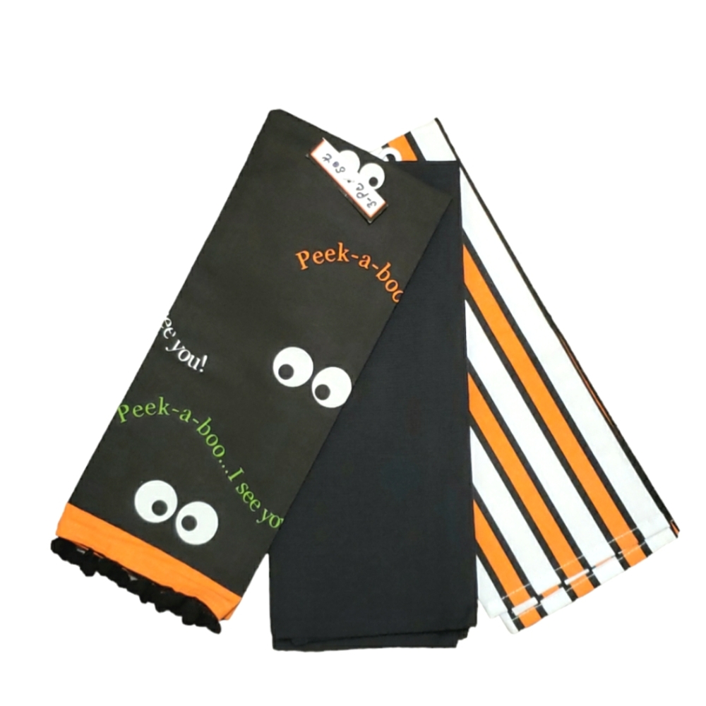 NEW 3-Pc Halloween Kitchen Towels Set